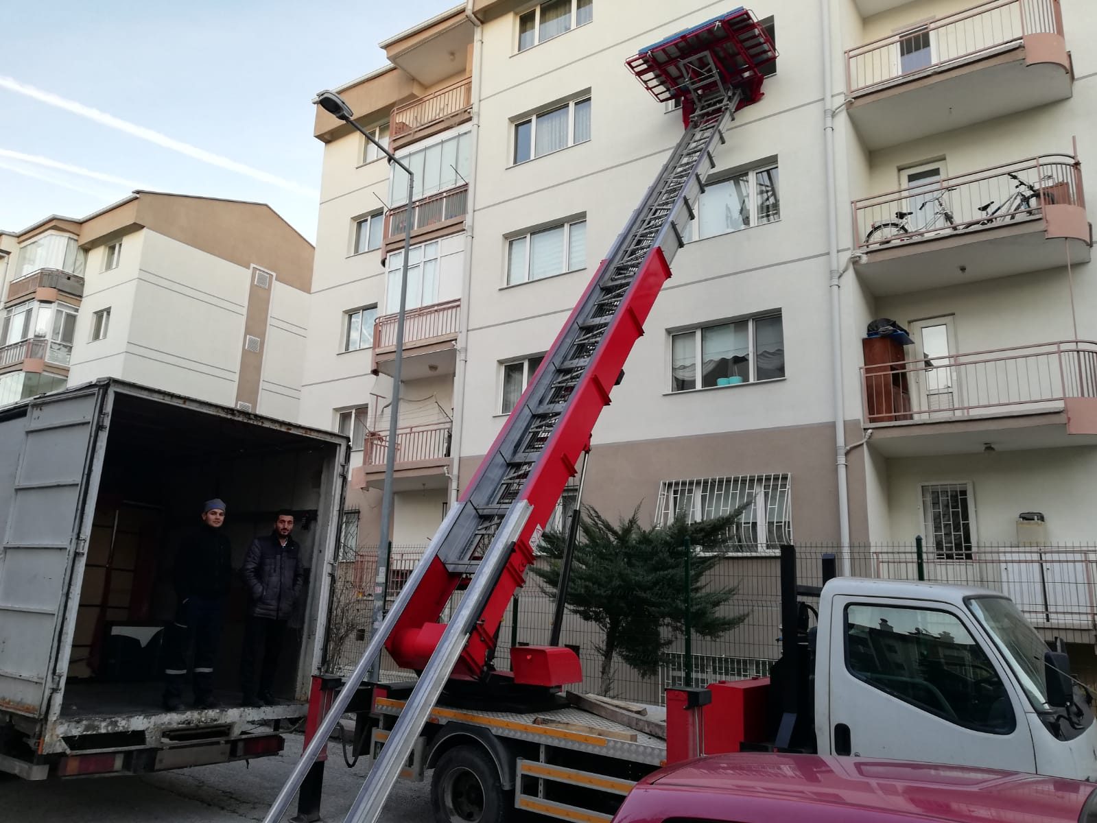 Çiğli Eşya Depolama | Kuzey İzmir Güvenli Depo | Çakıroğlu