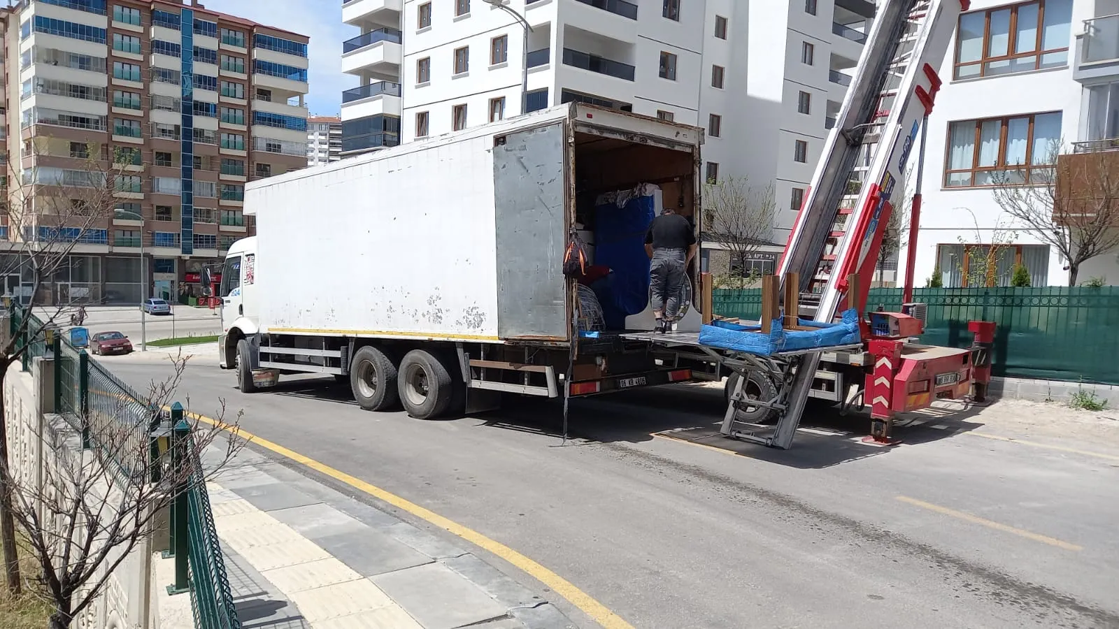 Tire Evden Eve Nakliyat | Güvenli & Asansörlü | Çakıroğlu